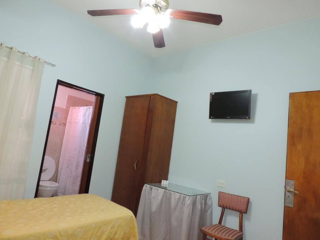 Hotel Galicia Trelew Quarto foto